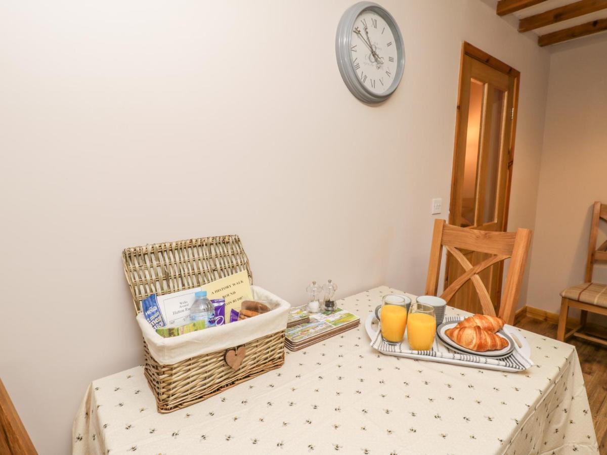 Barnaby Cottage Ярм Экстерьер фото